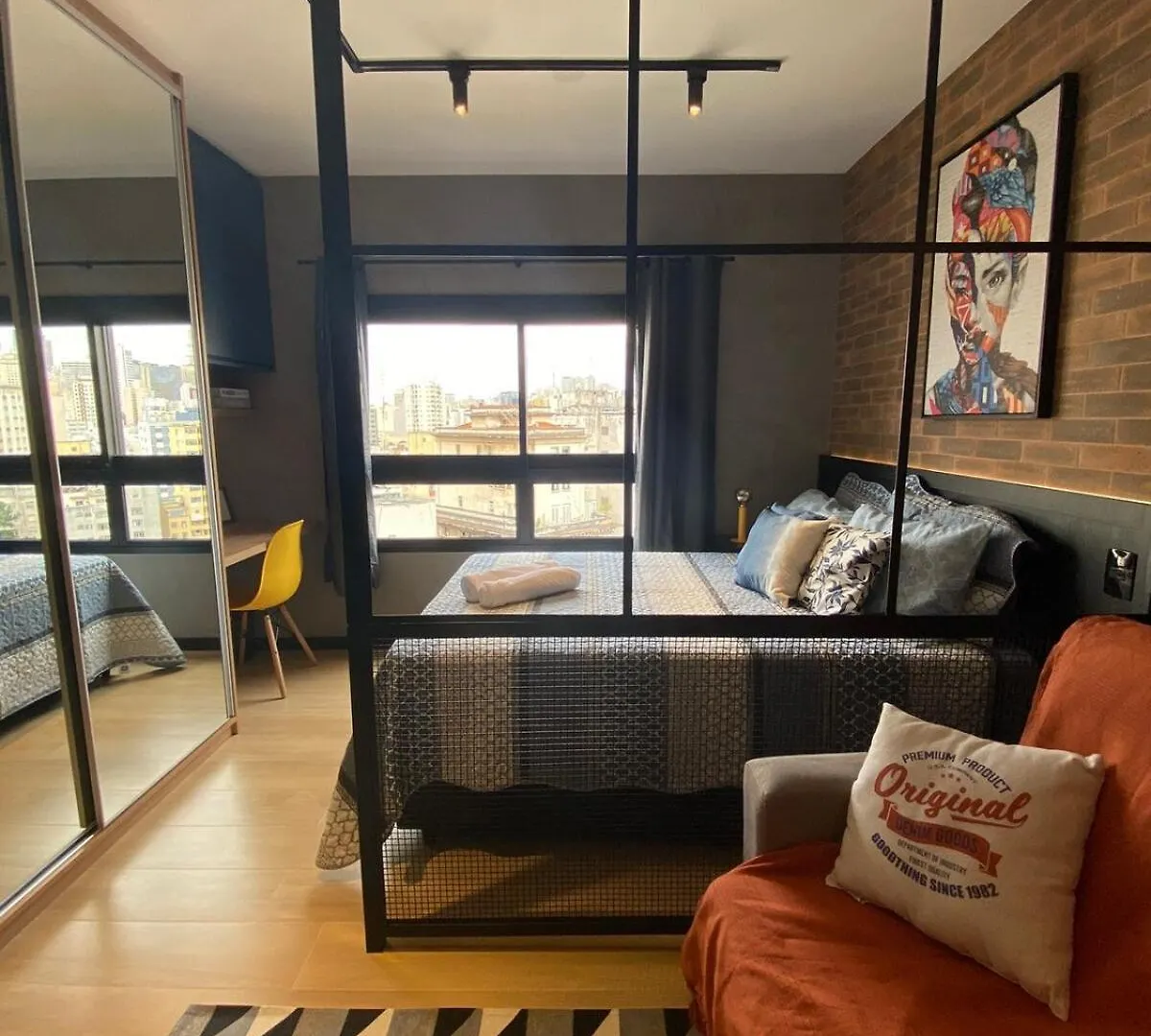 F1407 - 5 Stars: Industrial Loft Frei Caneca | Paulista Sao Paulo Apartment