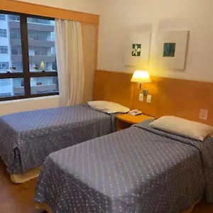 Apartamento Com Sacada E Piscina, São Paulo
