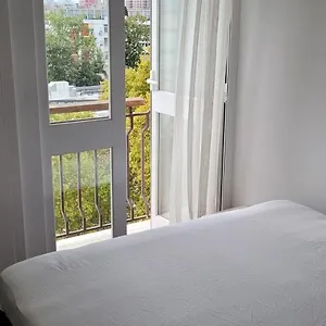  Quarto em Acomodações Particulares Comfy Near Metro & Airport Portugal